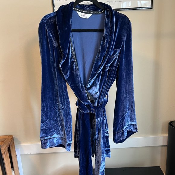 SLEEPING WITH JACQUES The Bon Vivant belted piped velvet robe and pants - Picture 12 of 15
